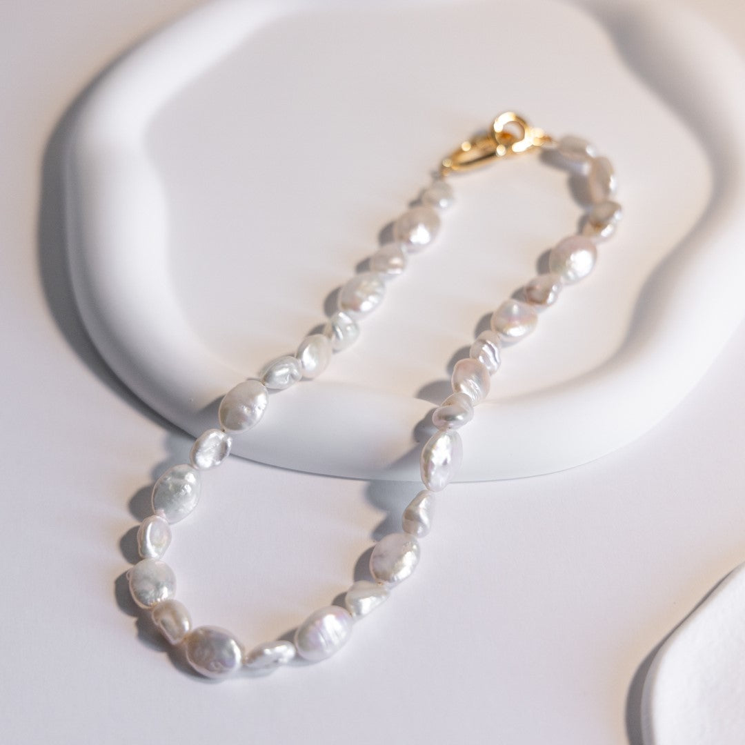 Baroque freshwater pearls pearl handcrafted handmade earring necklace bracelet for all girls boys women and men and unisex for vacation daily working summer autumn spring winter fashion jewelry accessories gift valentines christmas fashion summer winner festival pure purity natural planet in pearly and purely
