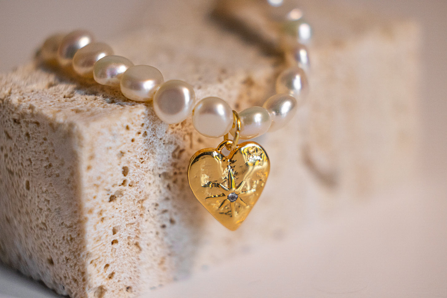 Thiea Baroque freshwater pearls pearl handcrafted handmade earring necklace bracelet for all girls boys women and men and unisex for vacation daily working summer autumn spring winter fashion jewelry accessories gift valentines christmas fashion summer winner festival pure purity natural planet in pearly and purely